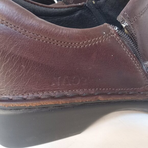 NAOT Brown Leather Zip Ankle Fashion Boots Bootie Shoe Clogs Size 42 EUR 9 US - Picture 9 of 14